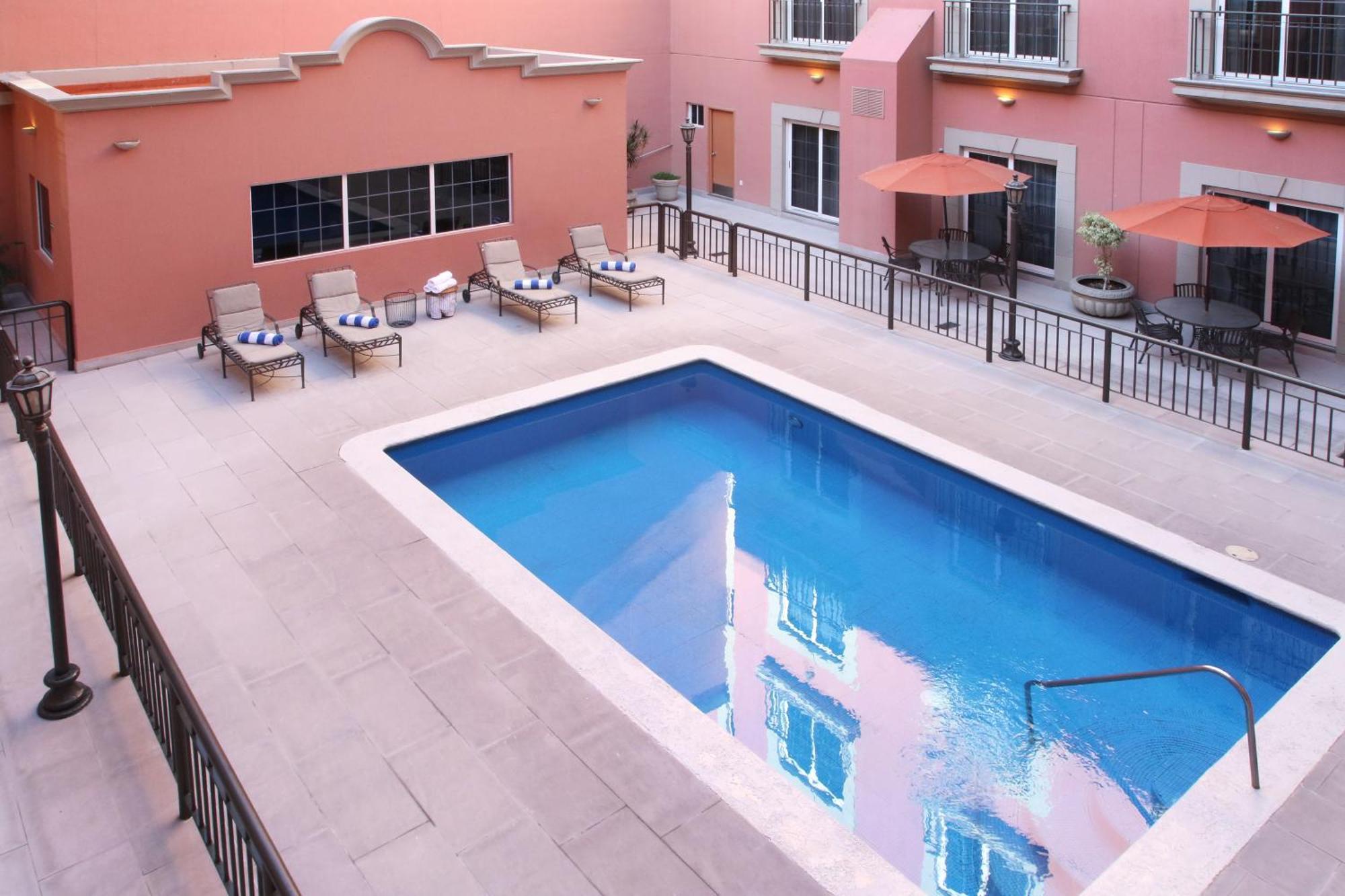 Holiday Inn Express Torreon By Ihg Luaran gambar