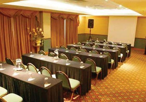Holiday Inn Express Torreon By Ihg Perniagaan gambar